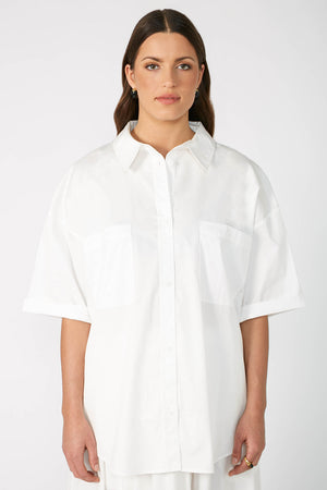 untold oversize short sleeve shirt / warm white