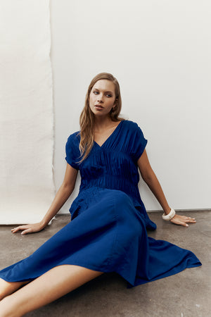 connection midi dress / cobalt blue