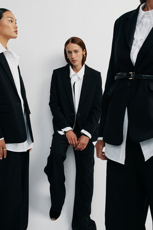 everyday blazer / black