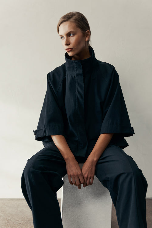 intent jacket / navy