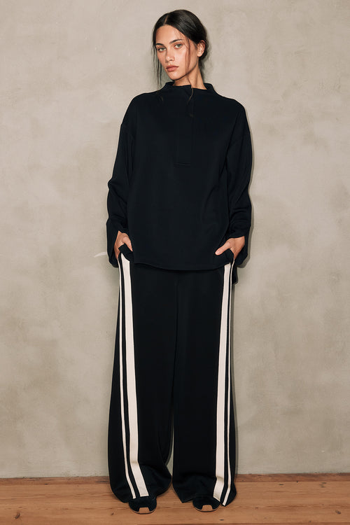 attend sweat / black