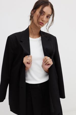 tabard blazer / black