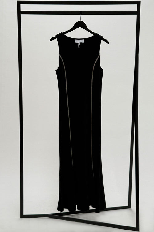 surface dress / black