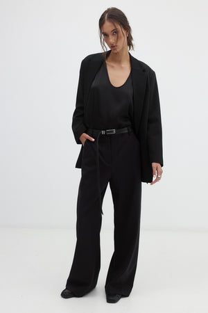 coached tailored pant / black