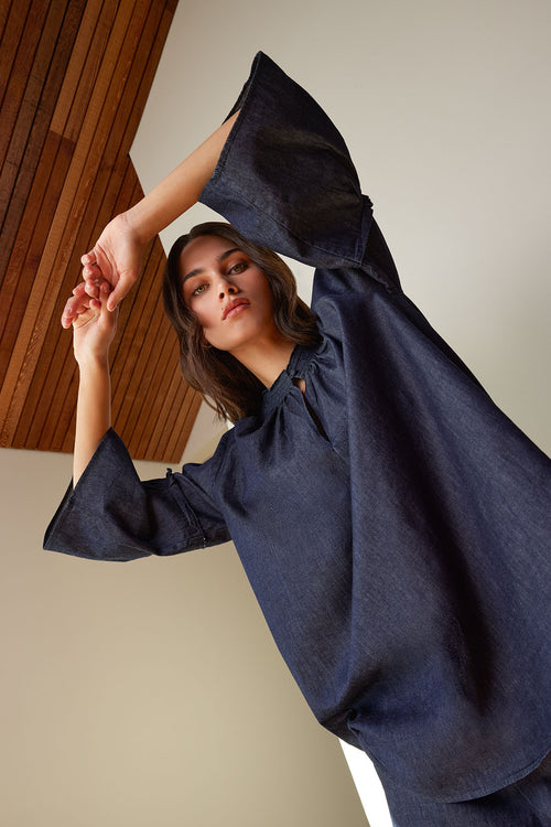 migrate tee / indigo blue