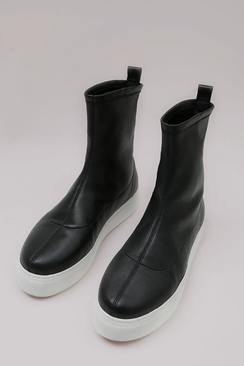 standard kick boot / black|white