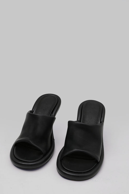 deduce heel / black