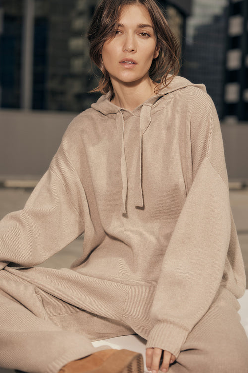 lounge hooded sweater / pumice marle