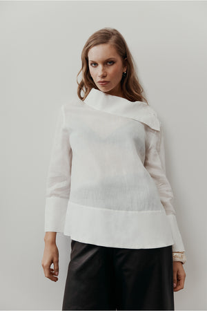 sail top / white