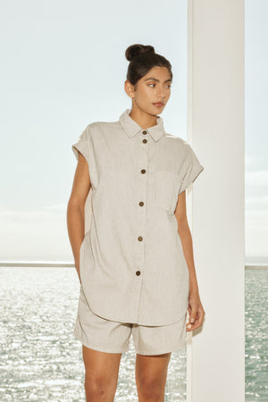 turning vest shacket / ecru|black pinstripe