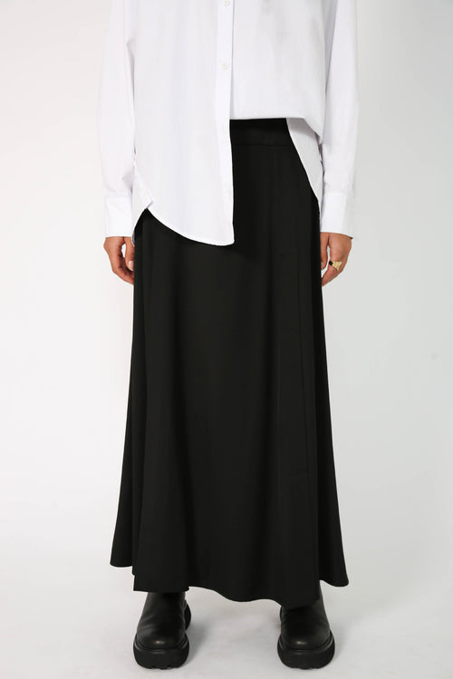 splitting skirt / black