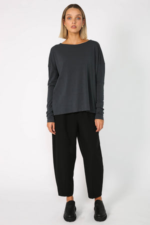 flurry top / gunmetal grey