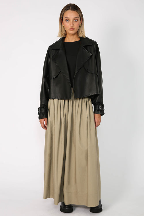 scenario top / black