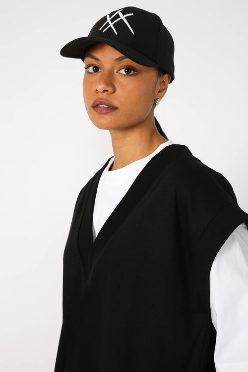 xx cap / black|white