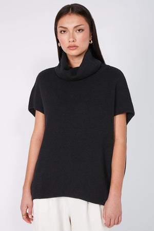 sphere polo sweater / black