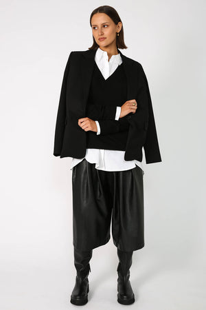 tune sweater / black