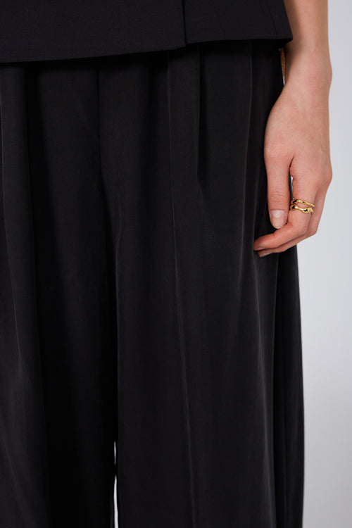 abate pant / black