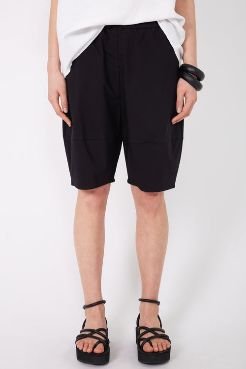 ahead short / black