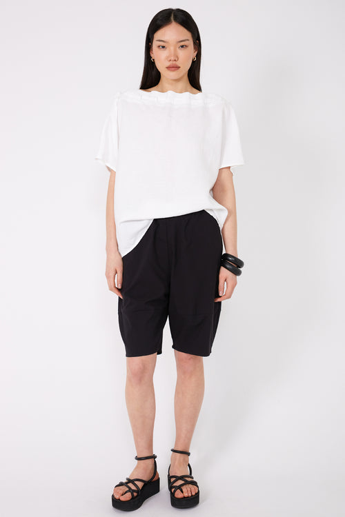 ahead short / black