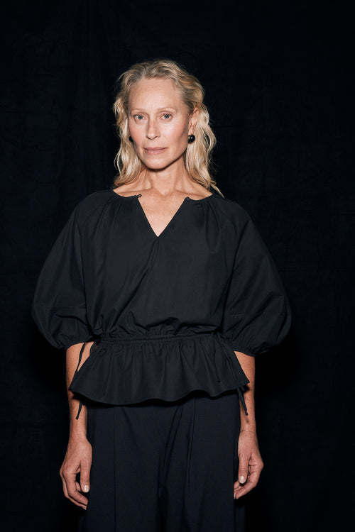 allied top / black