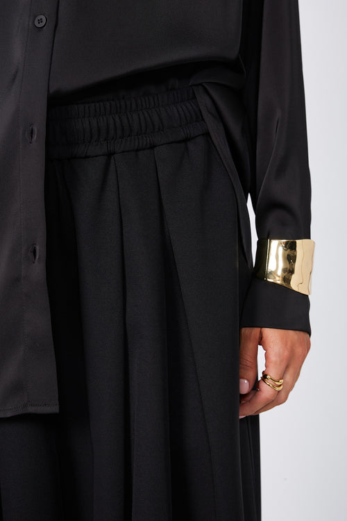 allotted pant / black