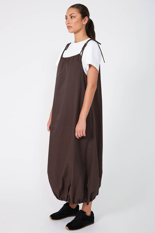 ash pinnie dress / chocolate brown