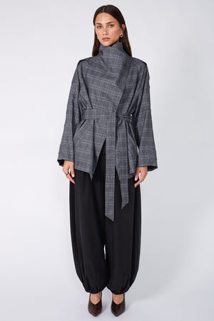 assign short trench / grey marle plaid