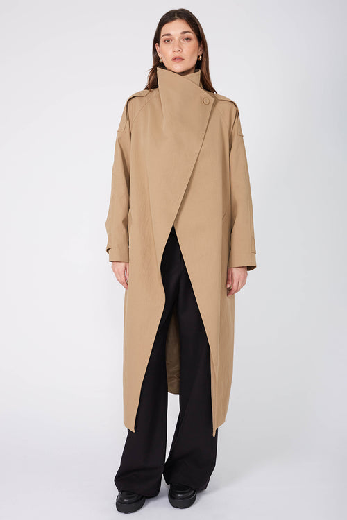 assign trench coat / camel