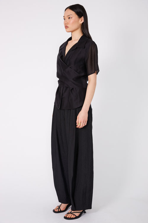 assist shirt / black
