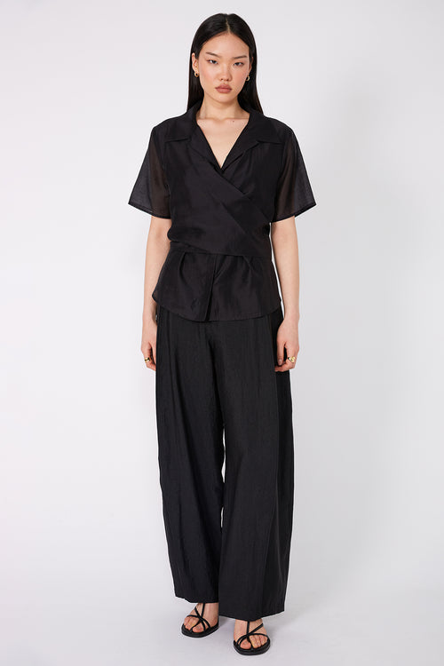 assist shirt / black
