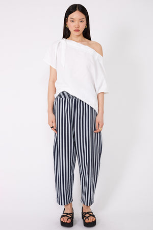 assume pant / navy|blue stripe