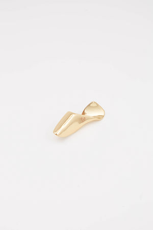 attain brooch / gold