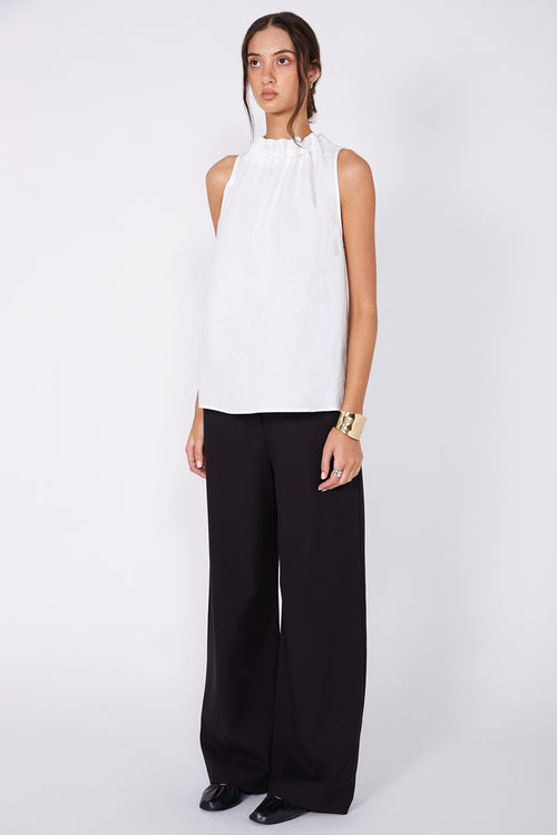 avid tank / white