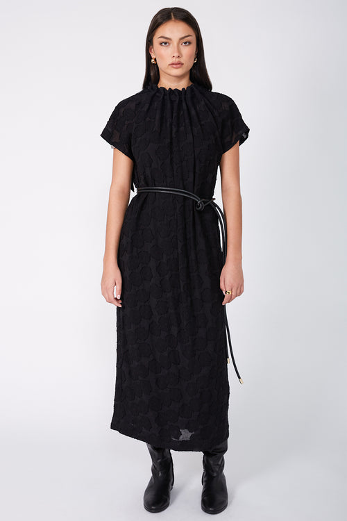avid tee midi dress / black flocked lace