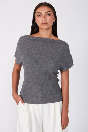 avoid vest sweater / grey marle