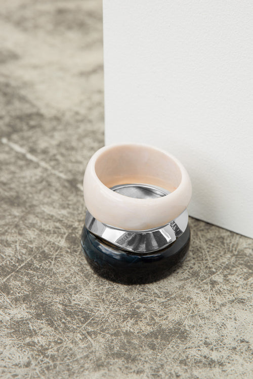 dome bangle stack / black| silver| cement