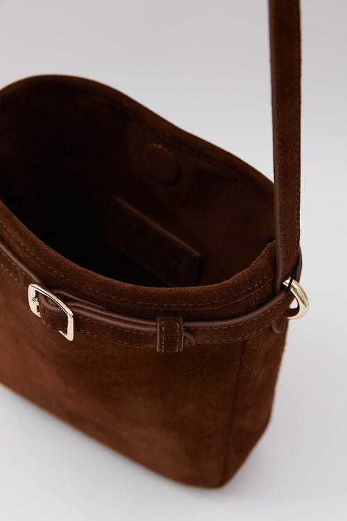 suede pouch bag / brown