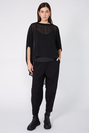 caped crop / black