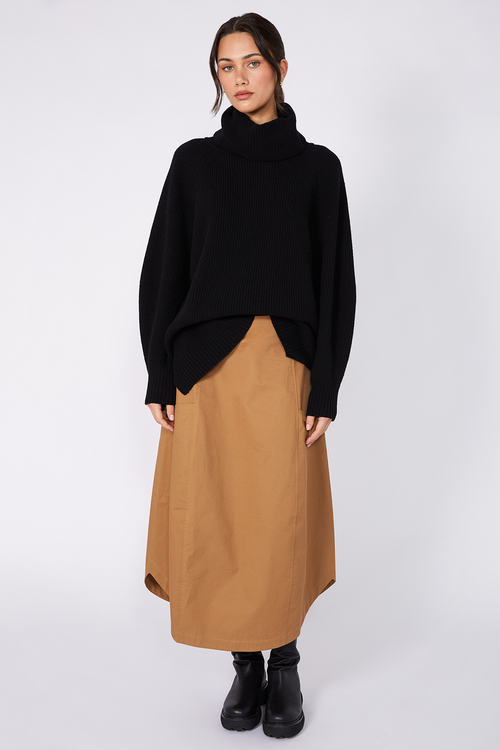 case skirt / dark camel