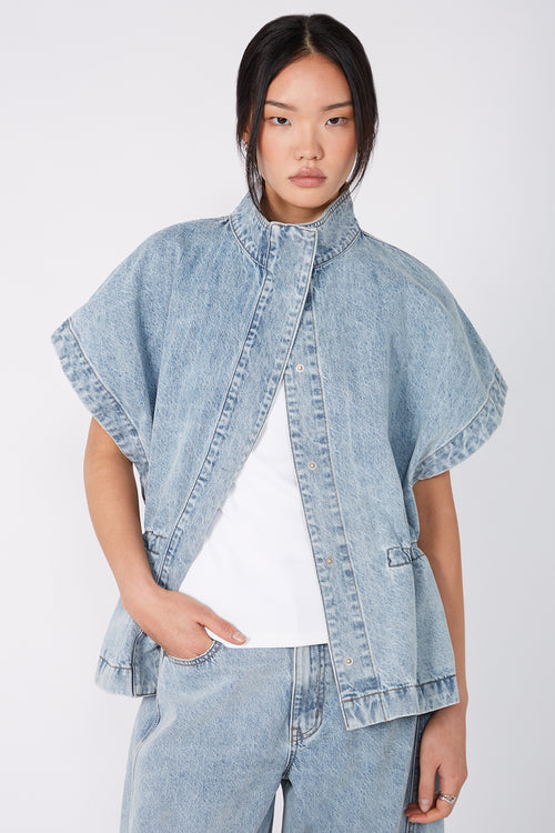 clinched vest / faded blue stonewash