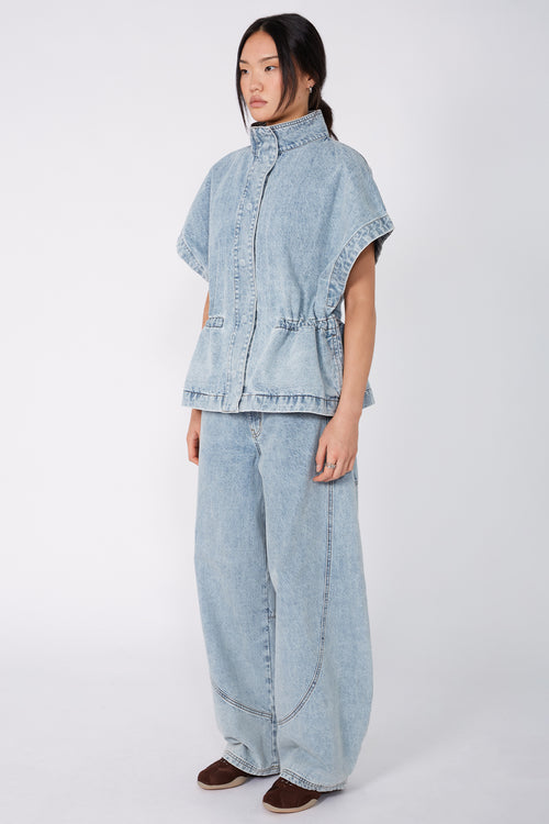 clinched vest / faded blue stonewash