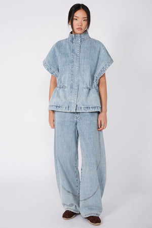 clinched vest / faded blue stonewash