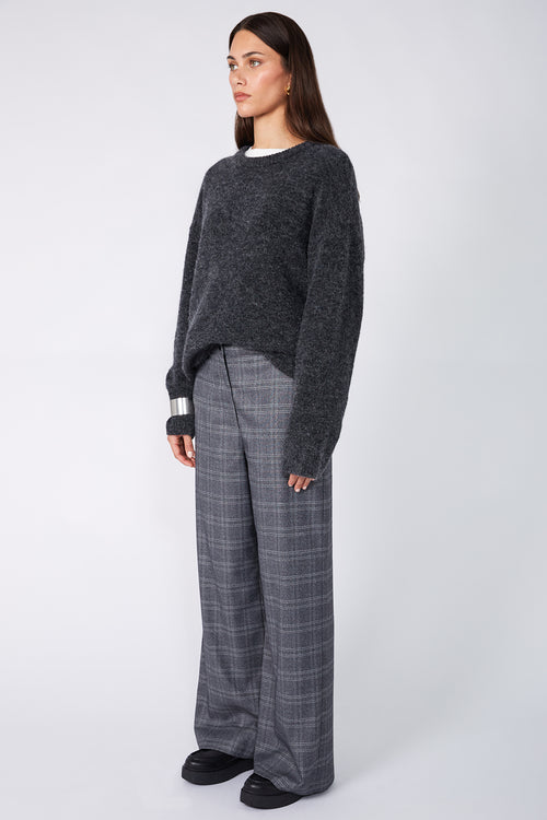 coached tailored pant / grey marle plaid