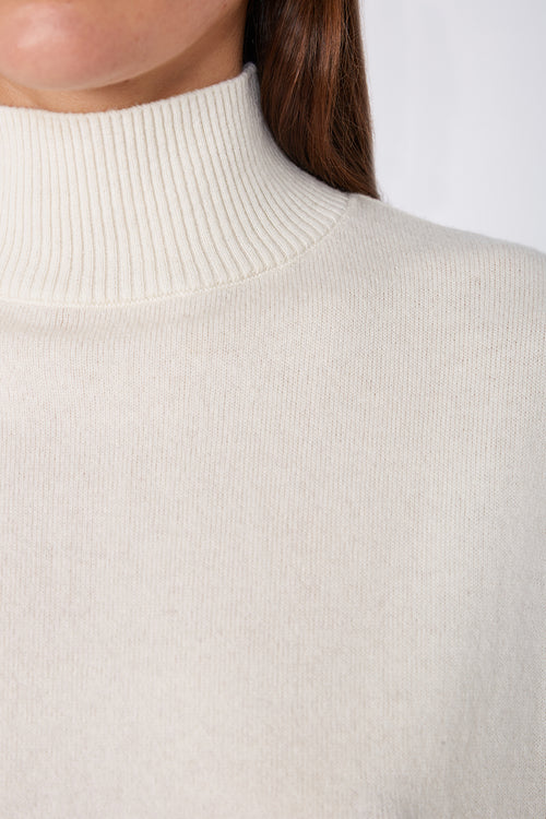 collected sweater / cream