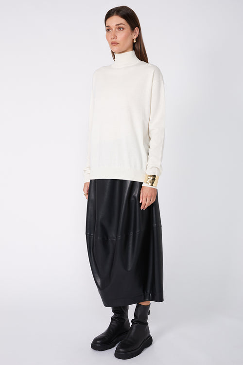 collected sweater / cream