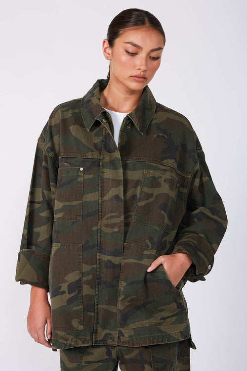 conceal shacket / khaki camo denim