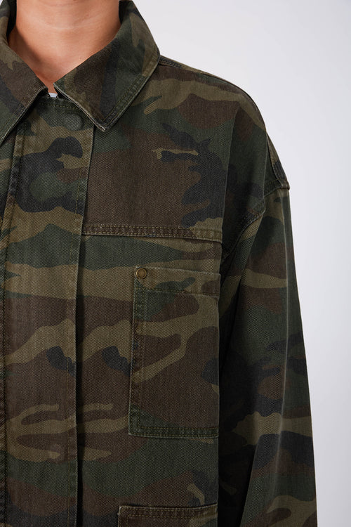 conceal shacket / khaki camo denim