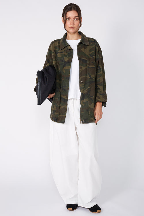 conceal shacket / khaki camo denim