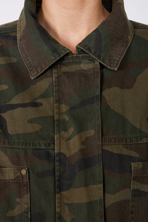 conceal shacket / khaki camo denim