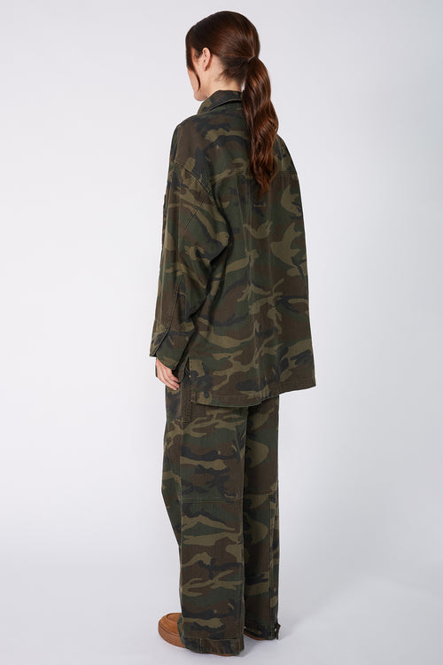 conceal shacket / khaki camo denim